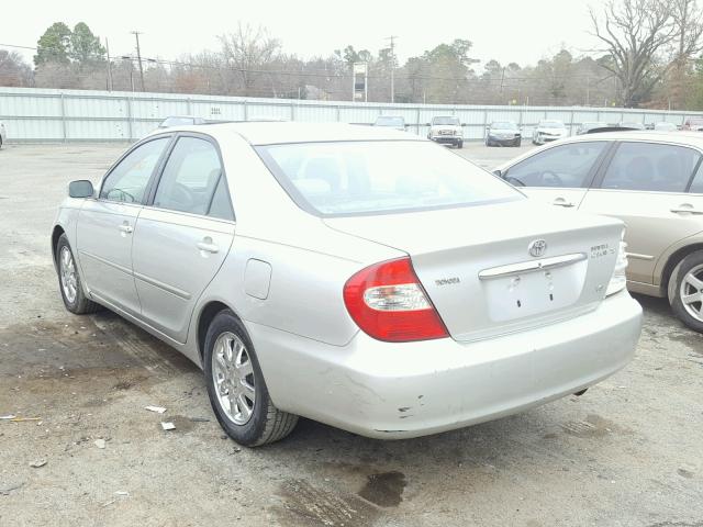 JTDBF32K640156797 - 2004 TOYOTA CAMRY LE SILVER photo 3
