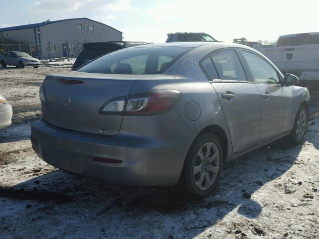 JM1BL1TG6D1819139 - 2013 MAZDA 3 I GRAY photo 4