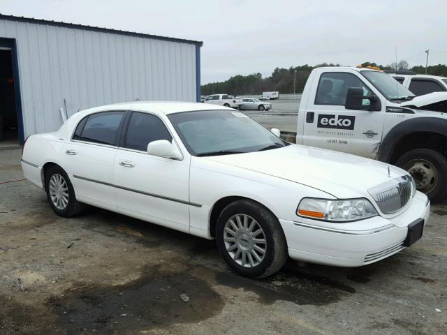 1LNHM81W93Y704191 - 2003 LINCOLN TOWN CAR E WHITE photo 9