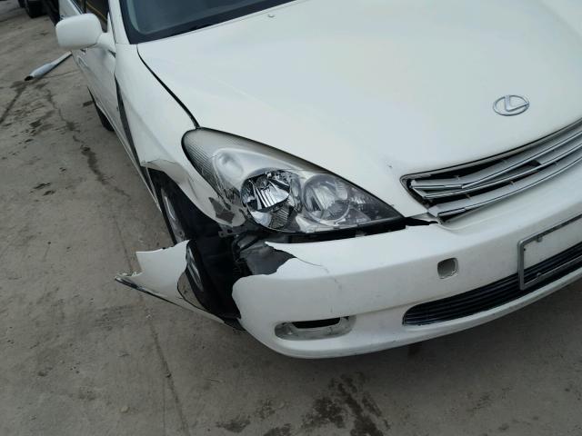 JTHBA30G045002410 - 2004 LEXUS ES 330 WHITE photo 9