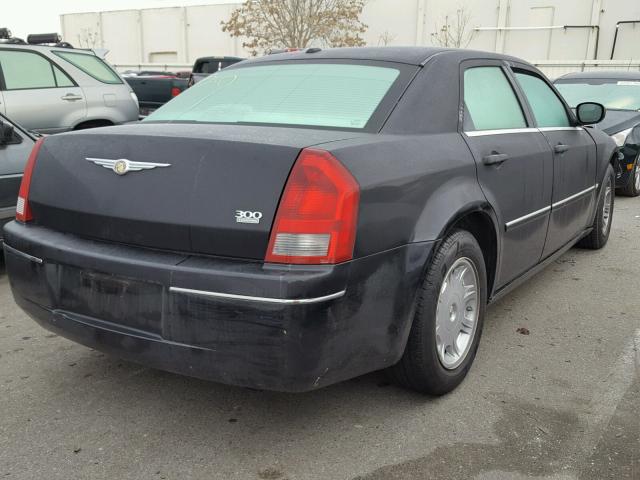 2C3LA53G17H699276 - 2007 CHRYSLER 300 TOURIN BLACK photo 4