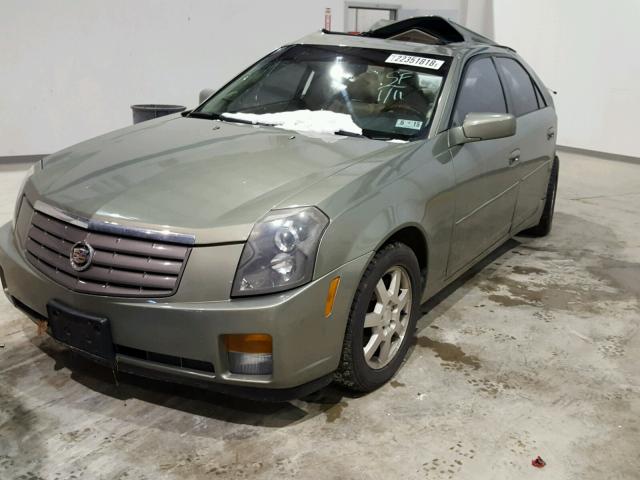 1G6DP567150109009 - 2005 CADILLAC CTS HI FEA GREEN photo 2