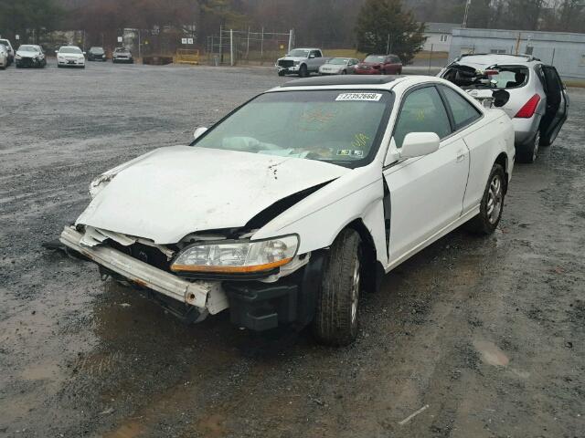 1HGCG22592A036653 - 2002 HONDA ACCORD EX WHITE photo 2