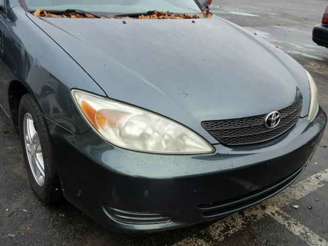 4T1BE32K42U542817 - 2002 TOYOTA CAMRY LE GREEN photo 9
