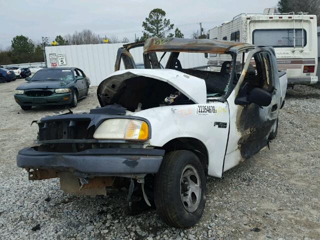 1FTZX17211NA06233 - 2001 FORD F150 WHITE photo 2