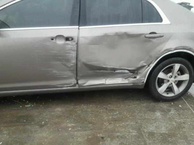 1G1ZC5E15BF177357 - 2011 CHEVROLET MALIBU 1LT 灰色 照片 9