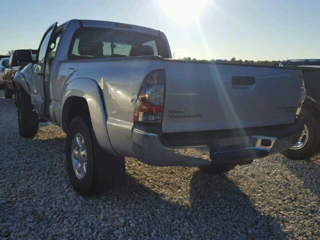 5TENX62N09Z652983 - 2009 TOYOTA TACOMA PRE SILVER photo 3