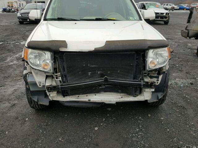 1FMCU94G99KB62204 - 2009 FORD ESCAPE LIM WHITE photo 9