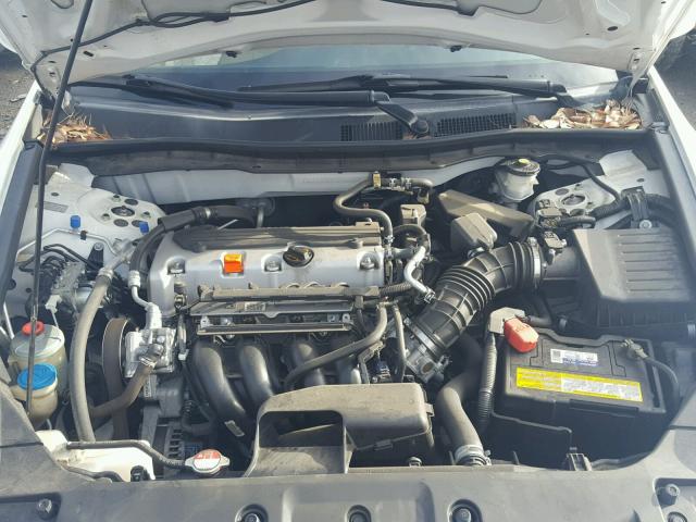 1HGCP2F62CA206324 - 2012 HONDA ACCORD SE WHITE photo 7