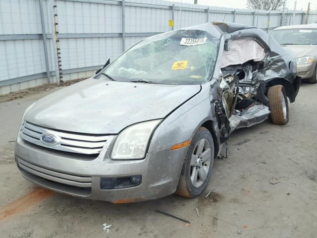 3FAHP07Z19R141035 - 2009 FORD FUSION SE GRAY photo 2