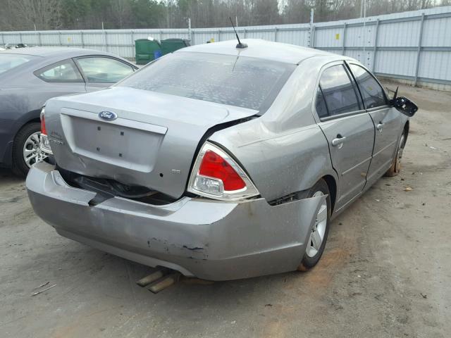 3FAHP07Z19R141035 - 2009 FORD FUSION SE GRAY photo 4