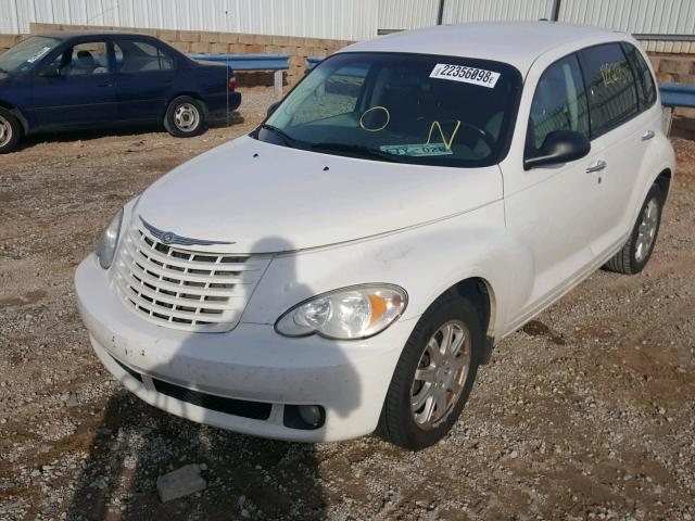 3A8FY58909T577655 - 2009 CHRYSLER PT CRUISER WHITE photo 2