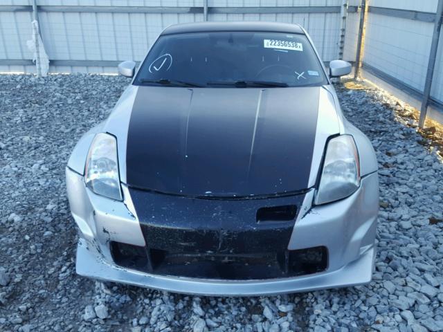 JN1AZ34E33T001747 - 2003 NISSAN 350Z COUPE SILVER photo 9