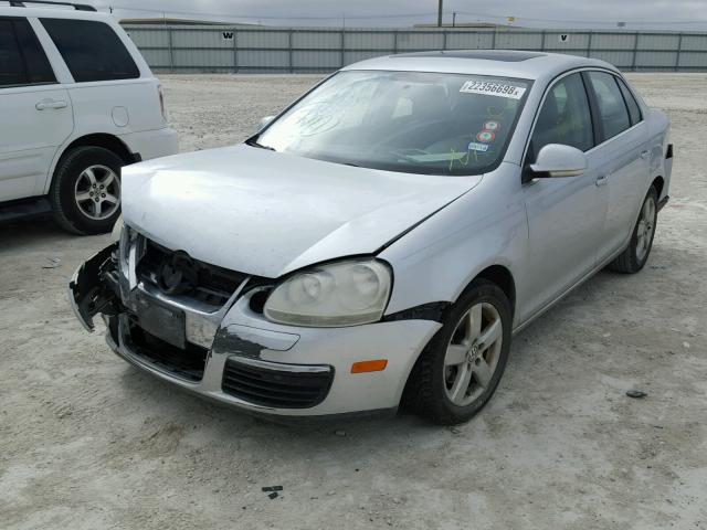 3VWRM71K79M034271 - 2009 VOLKSWAGEN JETTA SE SILVER photo 2