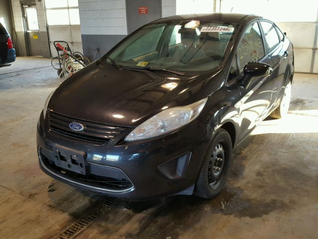 3FADP4AJXBM147637 - 2011 FORD FIESTA S BLACK photo 2