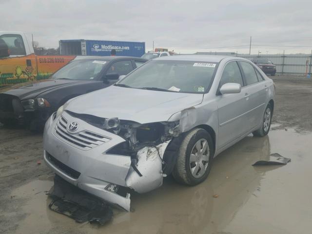 4T1BE46K57U577776 - 2007 TOYOTA CAMRY NEW SILVER photo 2