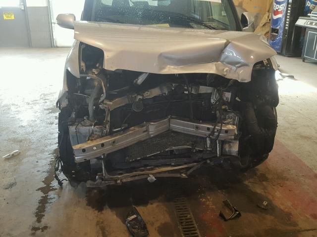 JTLKE50E291077192 - 2009 TOYOTA SCION XB 银色 照片 9