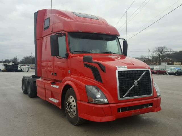 4V4NC9EG2FN178578 - 2015 VOLVO VN VNL RED photo 1