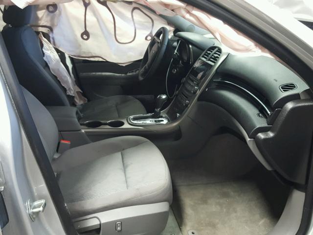 1G11B5SA8DF260868 - 2013 CHEVROLET MALIBU LS SILVER photo 5