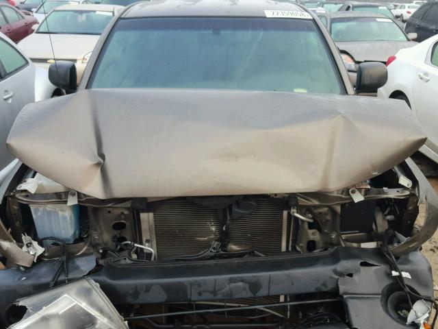 5TFTX4CN8BX005013 - 2011 TOYOTA TACOMA ACC BROWN photo 7