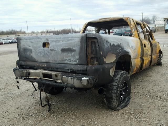 1GCHK23174F159341 - 2004 CHEVROLET SILVERADO BURN photo 4