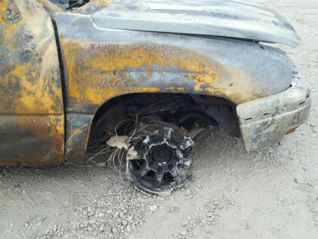 1GCHK23174F159341 - 2004 CHEVROLET SILVERADO BURN photo 9