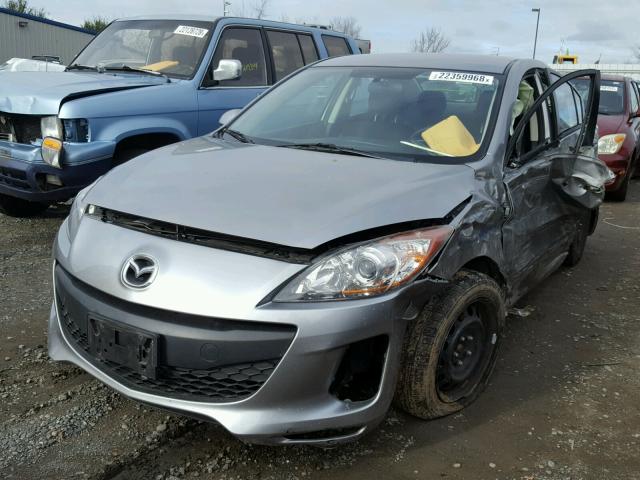 JM1BL1TG1D1783098 - 2013 MAZDA 3 I GRAY photo 2
