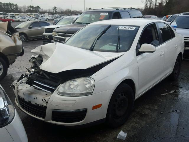 3VWJX7AJ6AM075829 - 2010 VOLKSWAGEN JETTA S 白色 照片 2