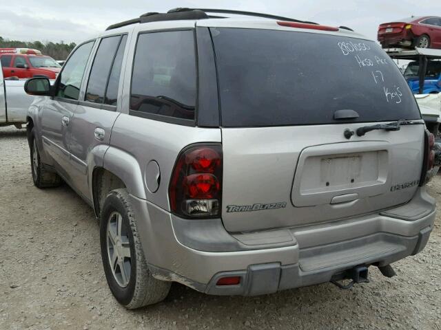 1GNDS13S642231419 - 2004 CHEVROLET TRAILBLAZE SILVER photo 3