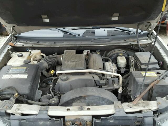 1GNDS13S642231419 - 2004 CHEVROLET TRAILBLAZE SILVER photo 7