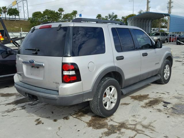 1FMEU63816UA77746 - 2006 FORD EXPLORER X SILVER photo 4