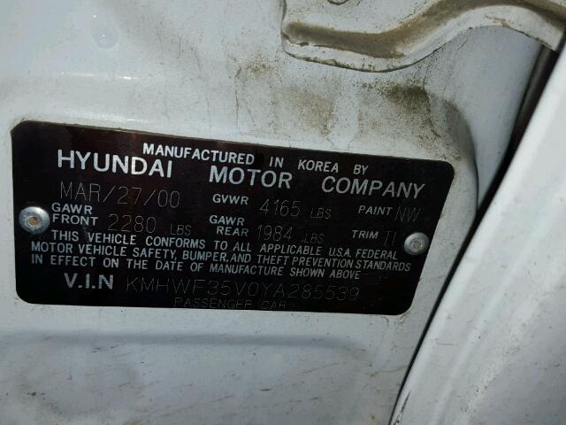 KMHWF35V0YA285539 - 2000 HYUNDAI SONATA GLS WHITE photo 10