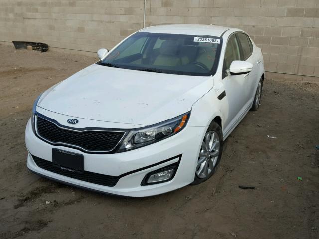 5XXGM4A77EG326518 - 2014 KIA OPTIMA LX WHITE photo 2