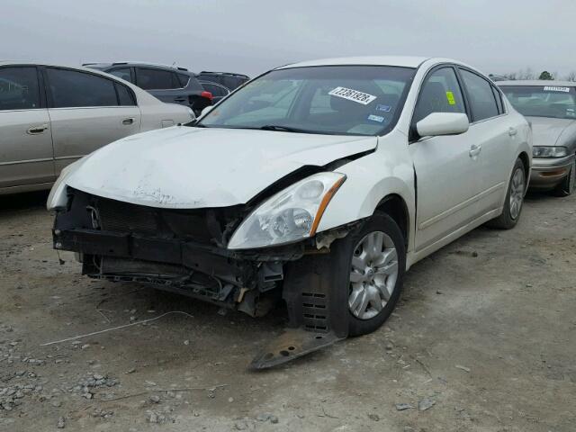 1N4AL2AP8BN474941 - 2011 NISSAN ALTIMA BAS WHITE photo 2