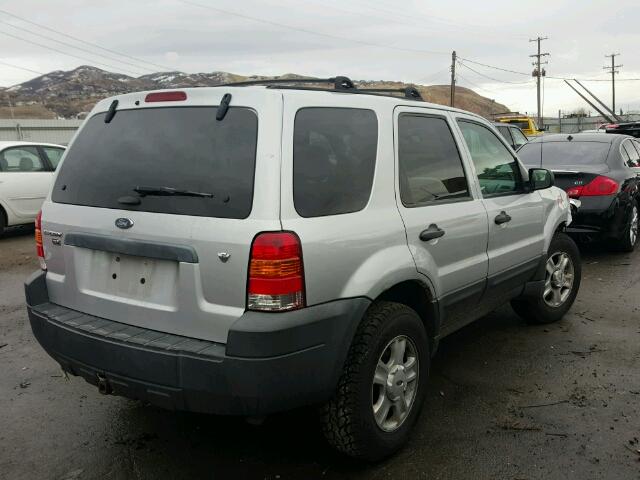 1FMYU93105KE31834 - 2005 FORD ESCAPE XLT GRAY photo 4