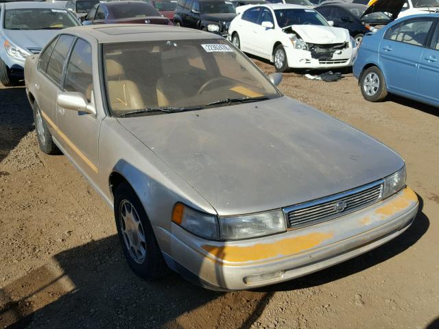 JN1HJ01F3NT026555 - 1992 NISSAN MAXIMA GXE BEIGE photo 1