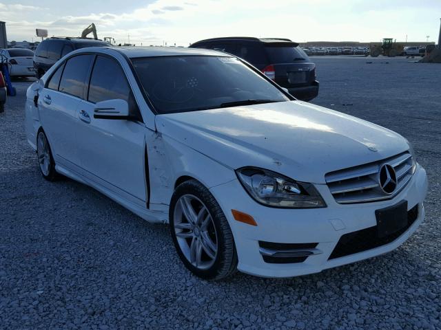 WDDGF4HBXDA834096 - 2013 MERCEDES-BENZ C 250 WHITE photo 1