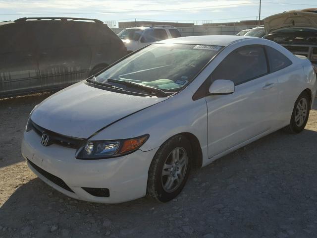 2HGFG126X7H565974 - 2007 HONDA CIVIC LX WHITE photo 2