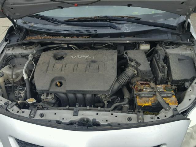 1NXBU40E19Z038872 - 2009 TOYOTA COROLLA BA SILVER photo 7