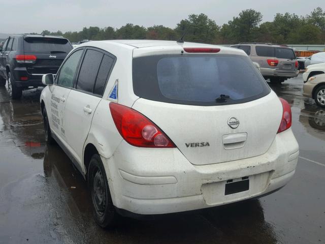 3N1BC13E49L360419 - 2009 NISSAN VERSA S WHITE photo 3