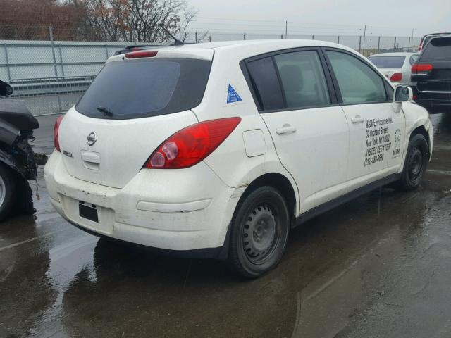 3N1BC13E49L360419 - 2009 NISSAN VERSA S WHITE photo 4