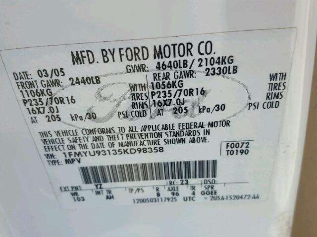 1FMYU93135KD98358 - 2005 FORD ESCAPE XLT WHITE photo 10