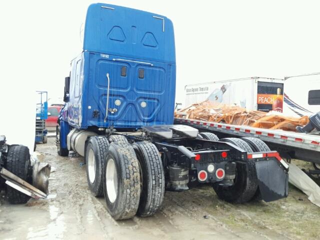 1FUJGLDV5FLGR8678 - 2015 FREIGHTLINER CASCADIA 1 BLUE photo 3