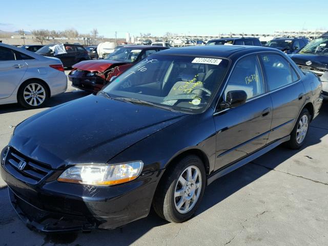 1HGCG56712A005538 - 2002 HONDA ACCORD SE BLACK photo 2