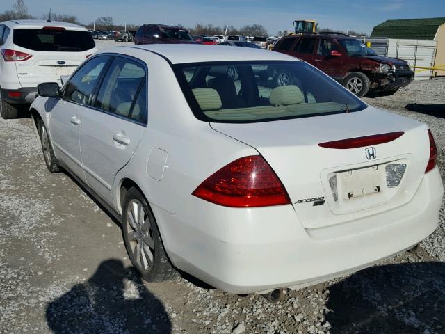 1HGCM66497A069466 - 2007 HONDA ACCORD SE WHITE photo 3