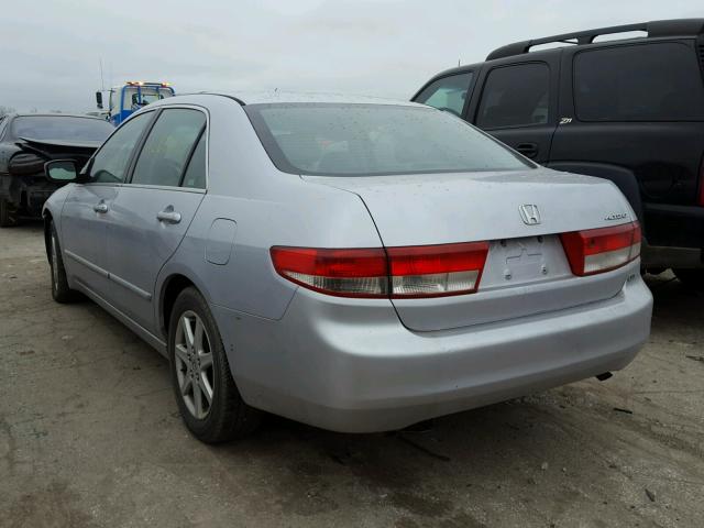 1HGCM665X3A093469 - 2003 HONDA ACCORD EX SILVER photo 3