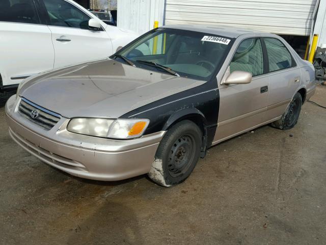 4T1BG22K61U782857 - 2001 TOYOTA CAMRY CE GOLD photo 2