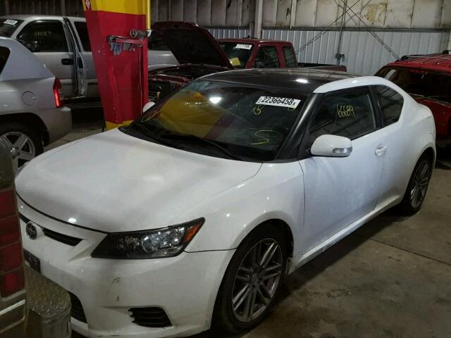 JTKJF5C7XB3018590 - 2011 TOYOTA SCION TC 白色 照片 2