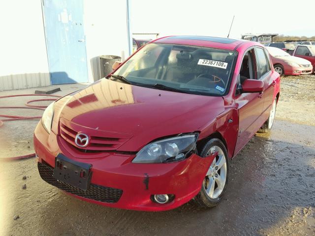 JM1BK143641198130 - 2004 MAZDA 3 HATCHBAC RED photo 2