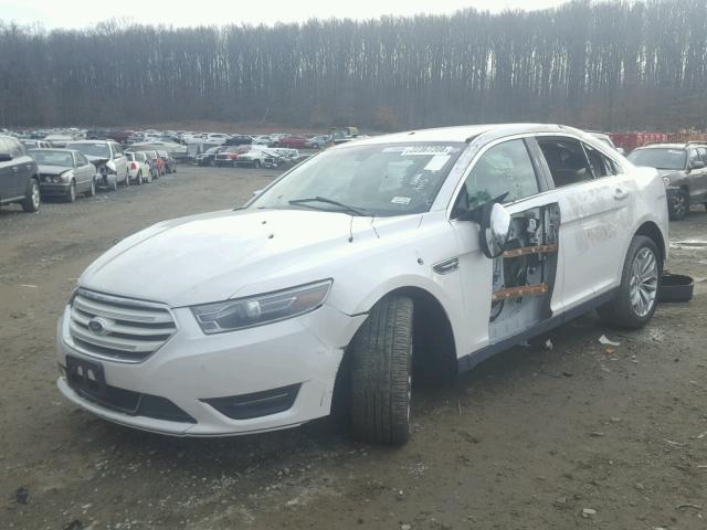 1FAHP2F87FG172040 - 2015 FORD TAURUS LIM WHITE photo 2